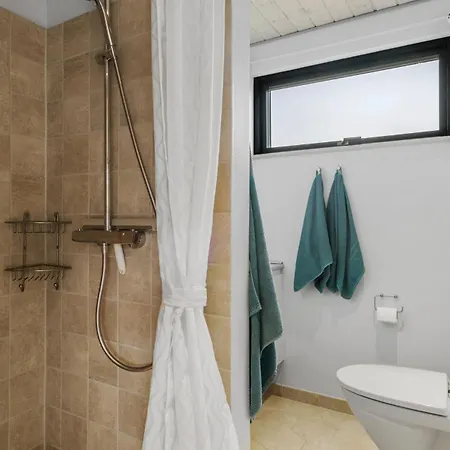 5 Bedroom Lovely In 別荘 Saltum