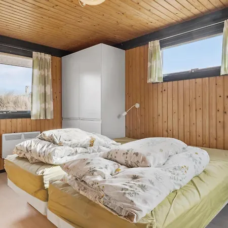 5 Bedroom Lovely In * Saltum