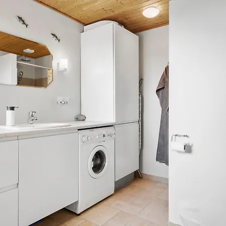 5 Bedroom Lovely In * Saltum