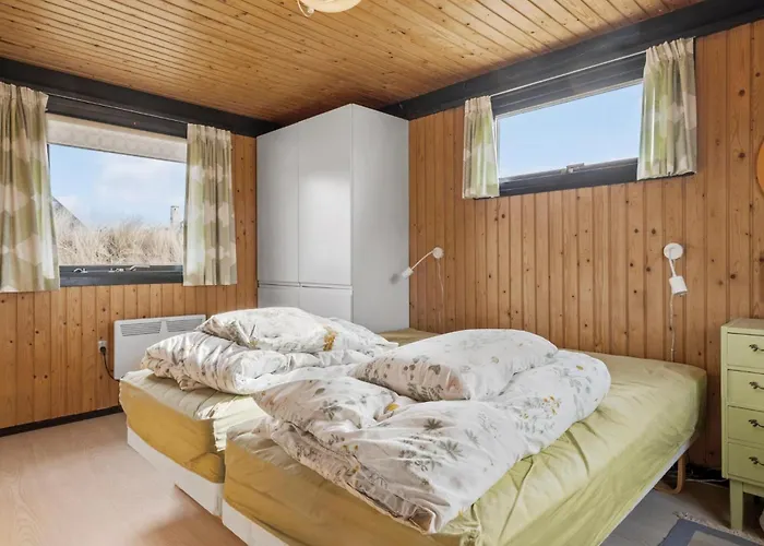 5 Bedroom Lovely In * Saltum
